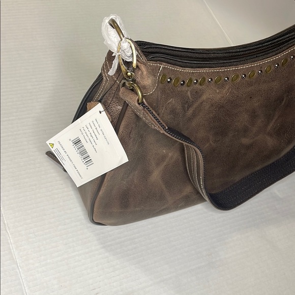 Vintage Brown Leather Shoulder Bag with Stud Accents - Picture 7 of 12